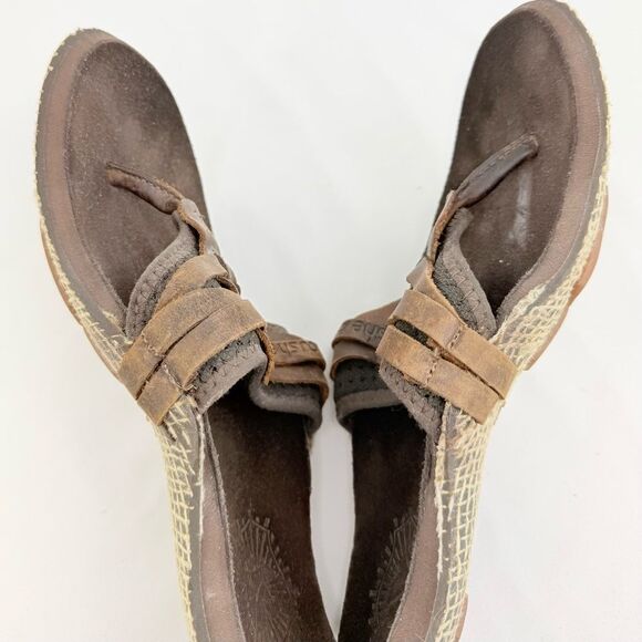 Cushe MANUKA Brown Leather Woven Upper Thong Toe Slip on Flipflop Sandals main image 11